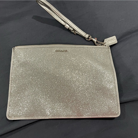 Coach wristlet - Picture 1 of 2